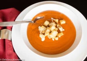 Creamy tomato bisque made with sundried tomatoes. Topped with homemade croutons and vegan cream. 