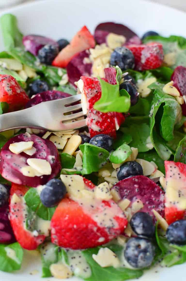 Beet and Berry Salad Delish Knowledge