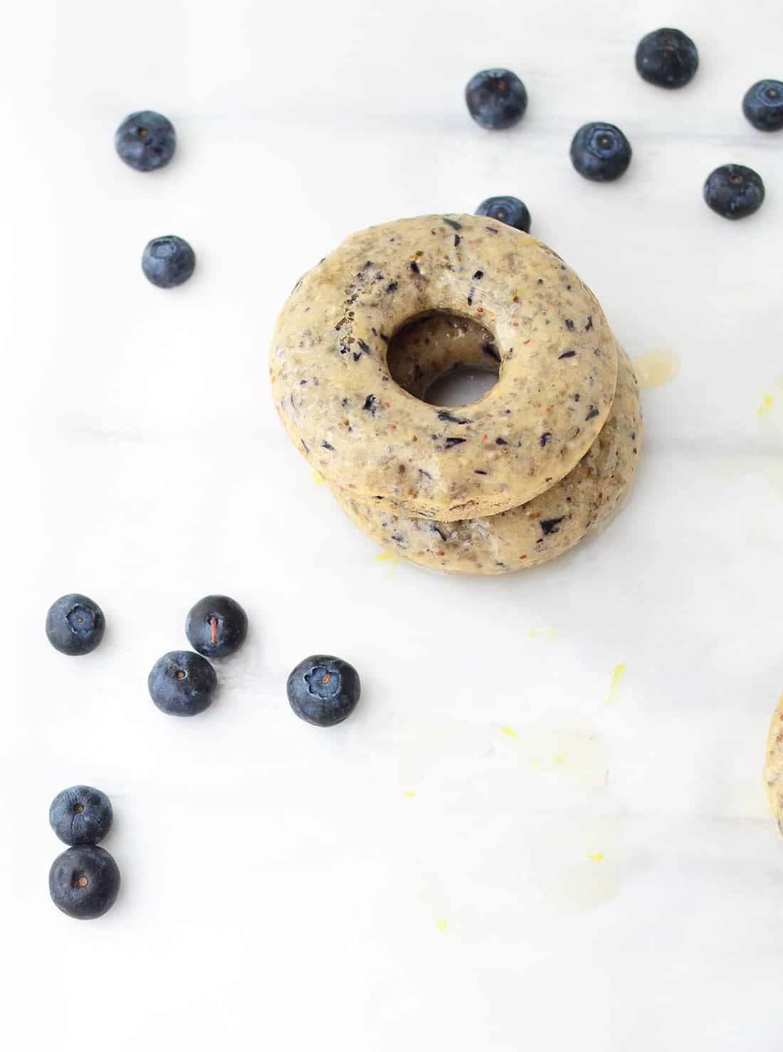 Blueberry Lemon Chia Donuts! Vegan cake donuts that are packed with fiber and omega-3 fatty acids! Perfect for breakfast, snack or dessert! |www.delishknowledge.com