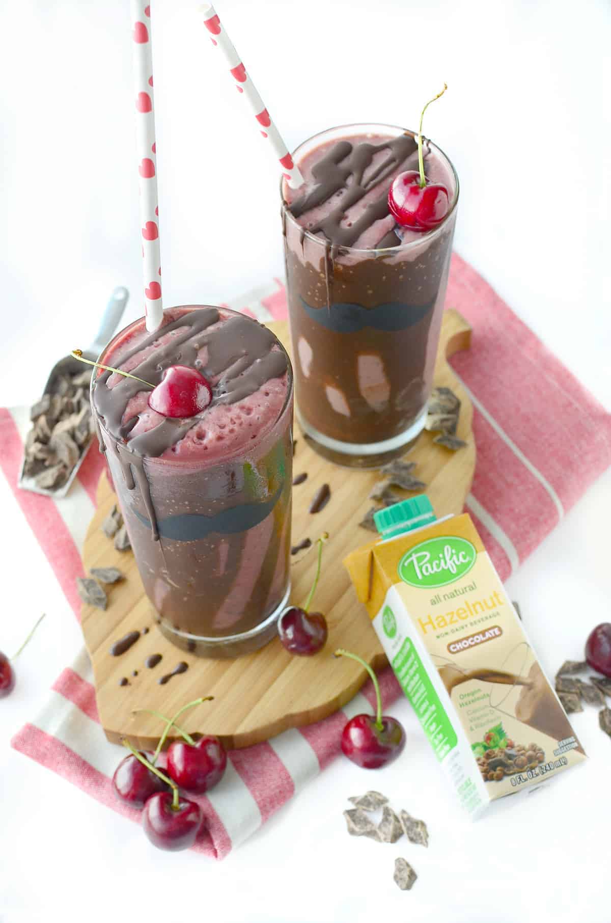 Chocolate Cherry Milkshakes! Just 4 Ingredients, Naturally Sweetened And Dairy-Free! Everybody Will Love These, You'Ve Gotta Make Them. #Vegan #Dairyfree #Kidfriendly #Dessert | Www.delishknowledge.com