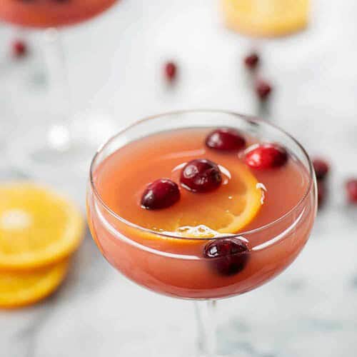 Cranberry Orange Champagne Punch! The Gorgeous Punch Is A Must For Your Holiday Table. Refreshing, Sparkling And Festive! | Www.delishknowledge.com