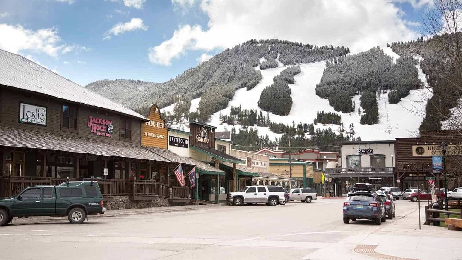 10 Most Expensive Vacation Destinations in America Delish Knowledge