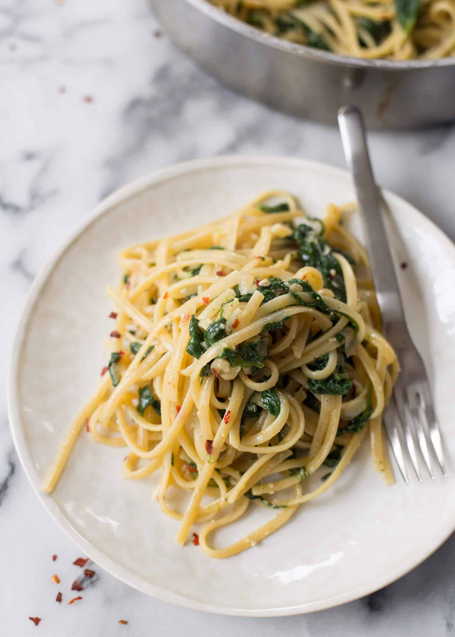 Easy, 20 Minute Vegan Pasta - Delish Knowledge