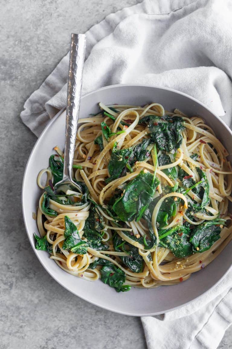Easy Vegan Pasta (Ready in Just 20 Minutes!)