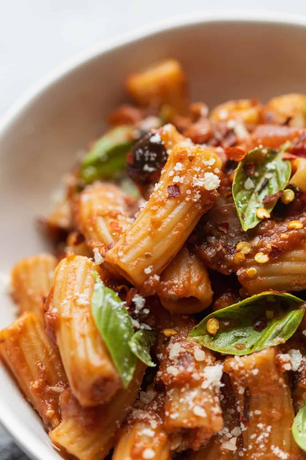 Rigatoni With Vegan Eggplant Bolognese Pasta Sauce