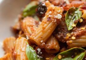 Rigatoni with Vegetable Ragu Sauce