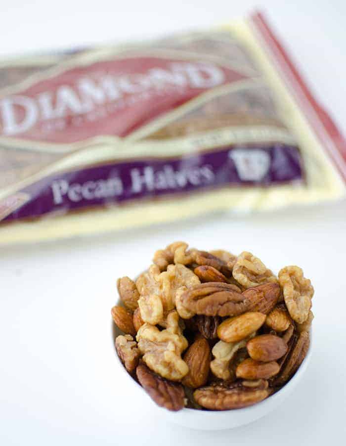 Perfect Hostess Gift And Healthy Snack! Espresso Glazed Mixed Nuts! Just A Handful Of Ingredients, Ready In 30 Minutes. #Vegan And #Glutenfree | Www.delishknowledge.com