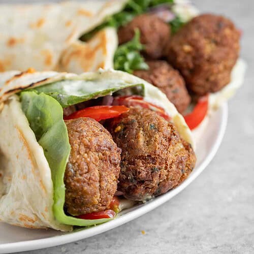 Easy Homemade Falafel 15 Close Up Of Falafel