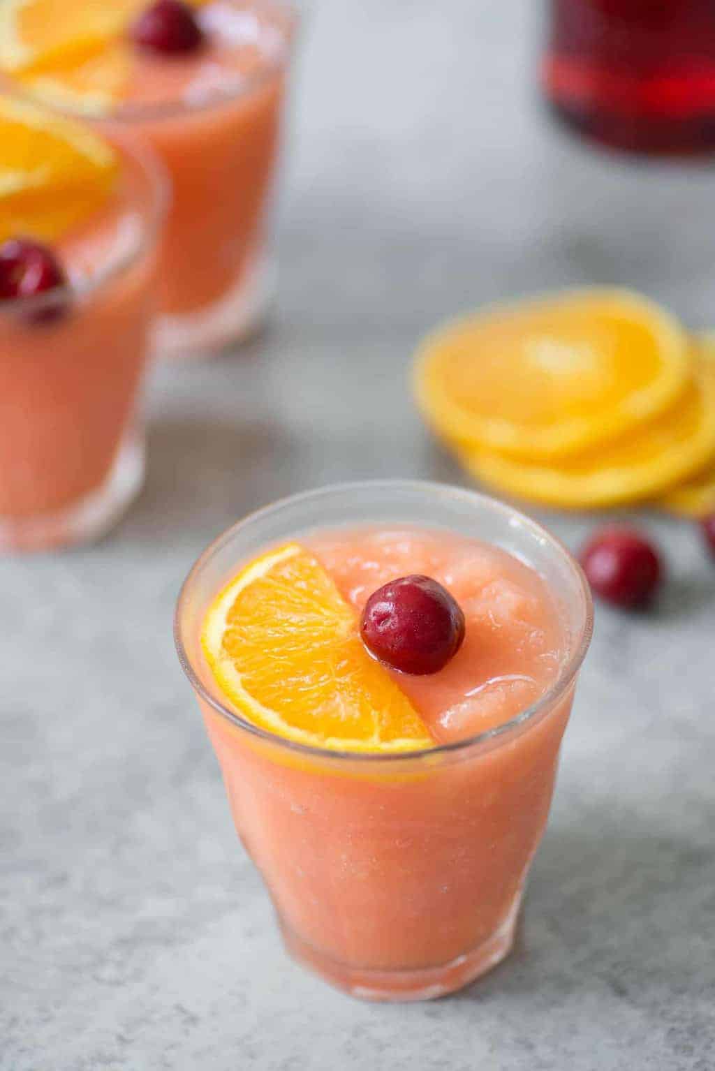 This Is The Drink For Summer. A Frozen Orange-Ginger Negroni Slush, Perfect For Hot Days. Campari, Gin, Vermouth, Ginger Syrup And Orange Juice. | Www.delishknowledge.com