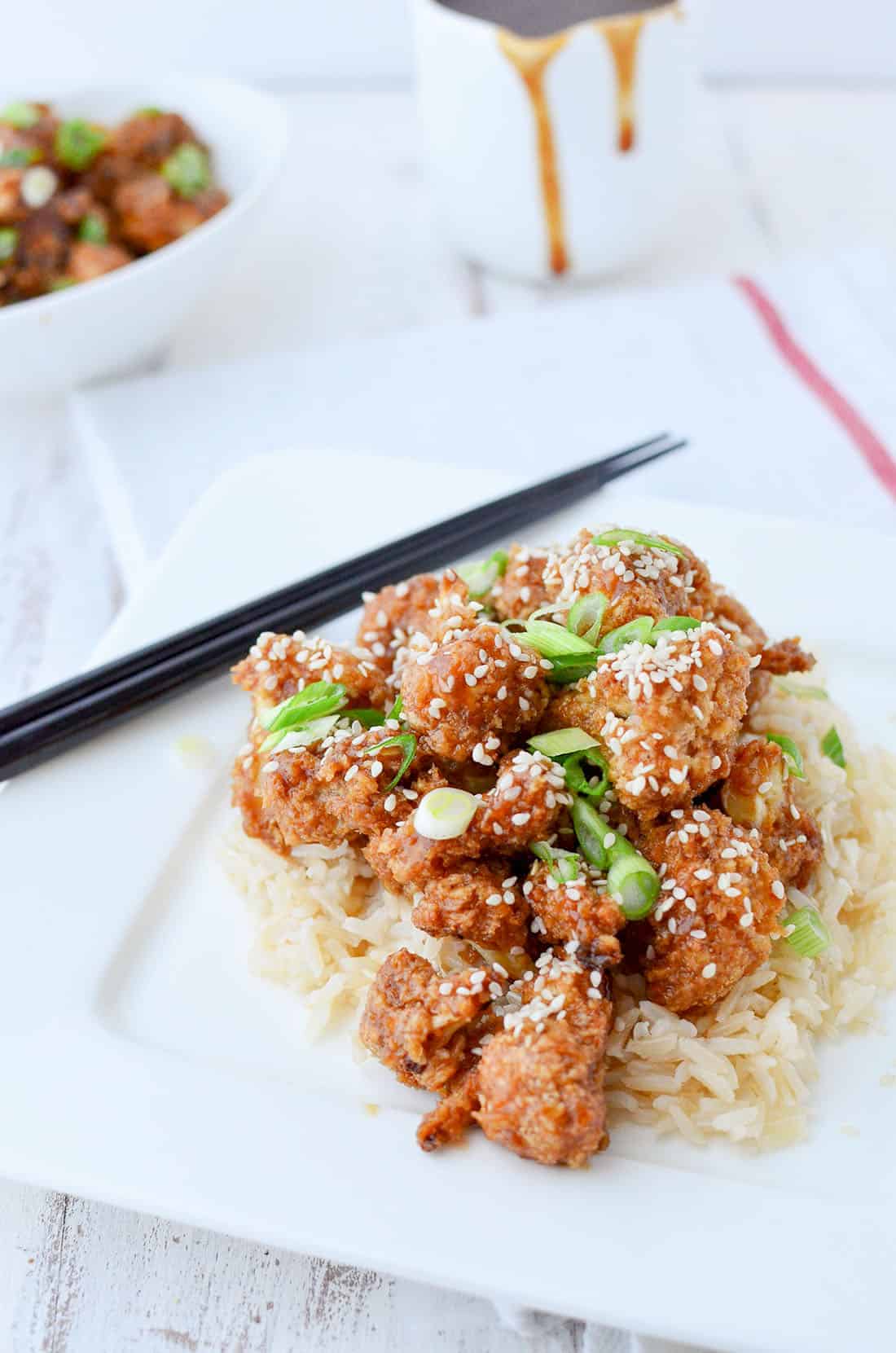 Healthier Chinese Food! General Tso's Cauliflower, a vegan, gluten free and low fat alternative to take out. | www.delishknowledge.com