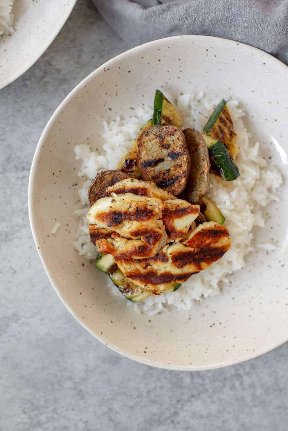 bowl with grilled vegetables and halloumi cheese