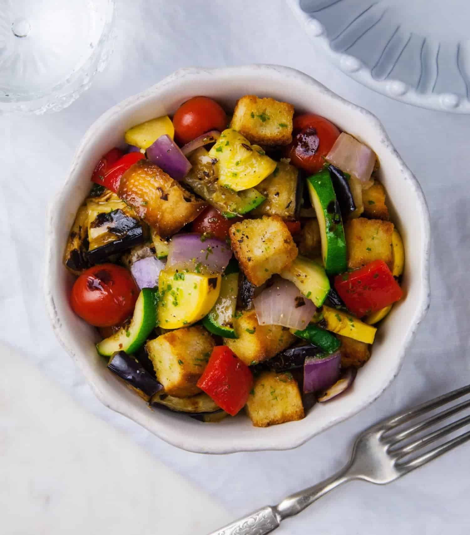 Grilledpanzanellasalad