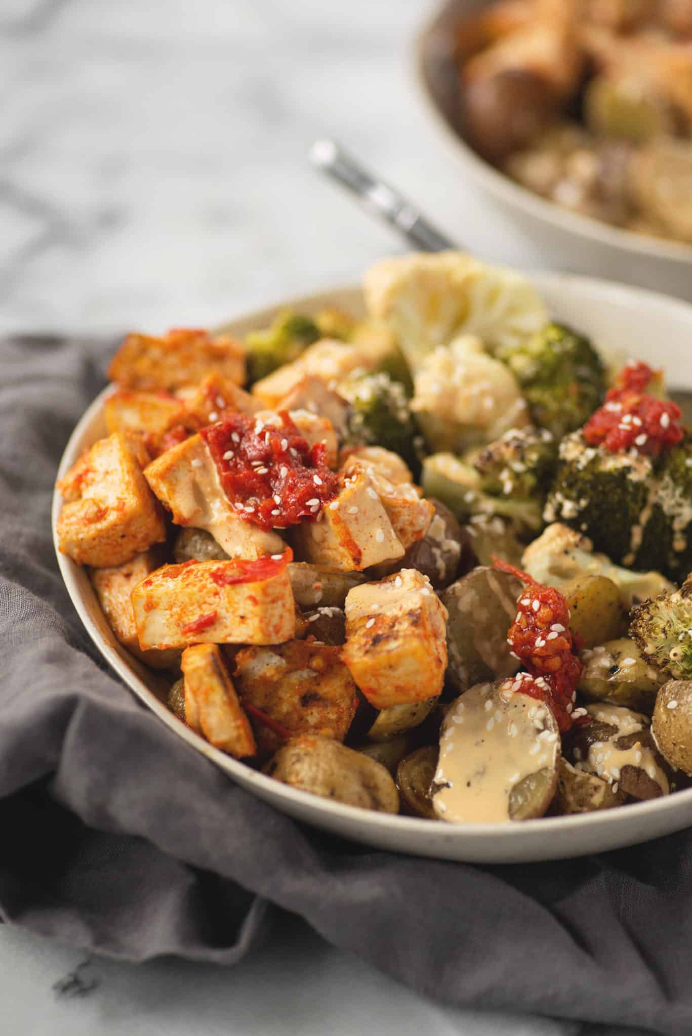 Harissa Tofu Tabbouleh Salad Jars (Vegan GF) - Nourishing Amy