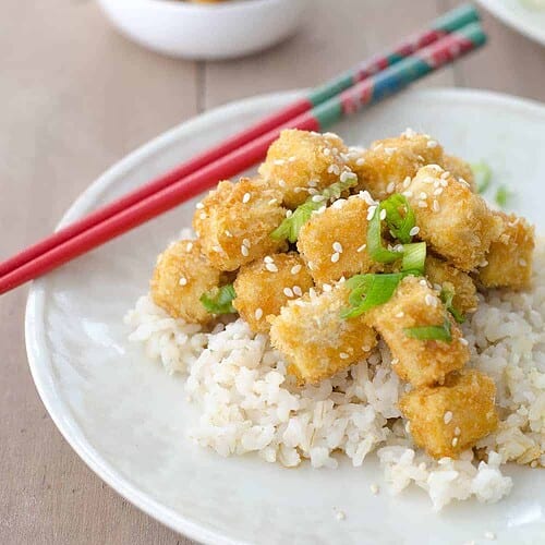 Crispy Honey Garlic Tofu Stir-Fry 6 Honey Garlic Baked Tofu! Better Than Takeout! Crispy Baked Tofu Nuggets In A Sweet Garlic Sauce. Perfect Over Brown Rice Or Steamed Vegetables! Vegetarian And Gluten-Free. | Www.delishknowledge.com