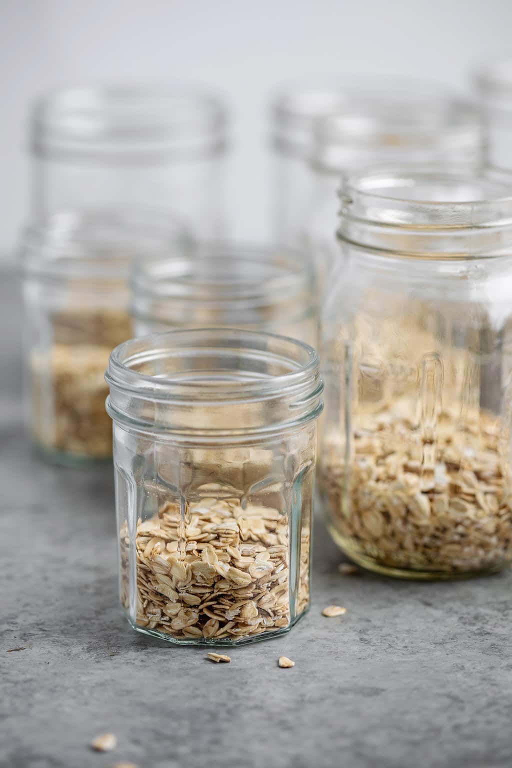 How to Make Overnight Oats (Ultimate Guide) - Delish Knowledge