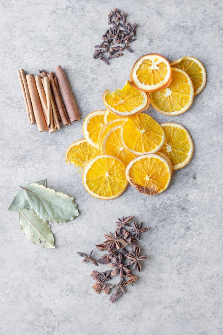 How to Make Stovetop Potpourri (DIY Christmas Gift) Delish Knowledge