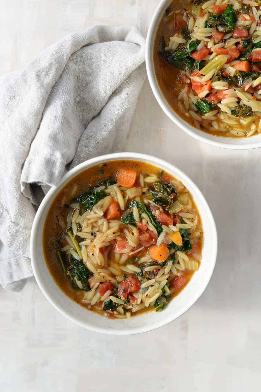 Simple Tuscan Kale Soup Recipe - Delish Knowledge (2024)