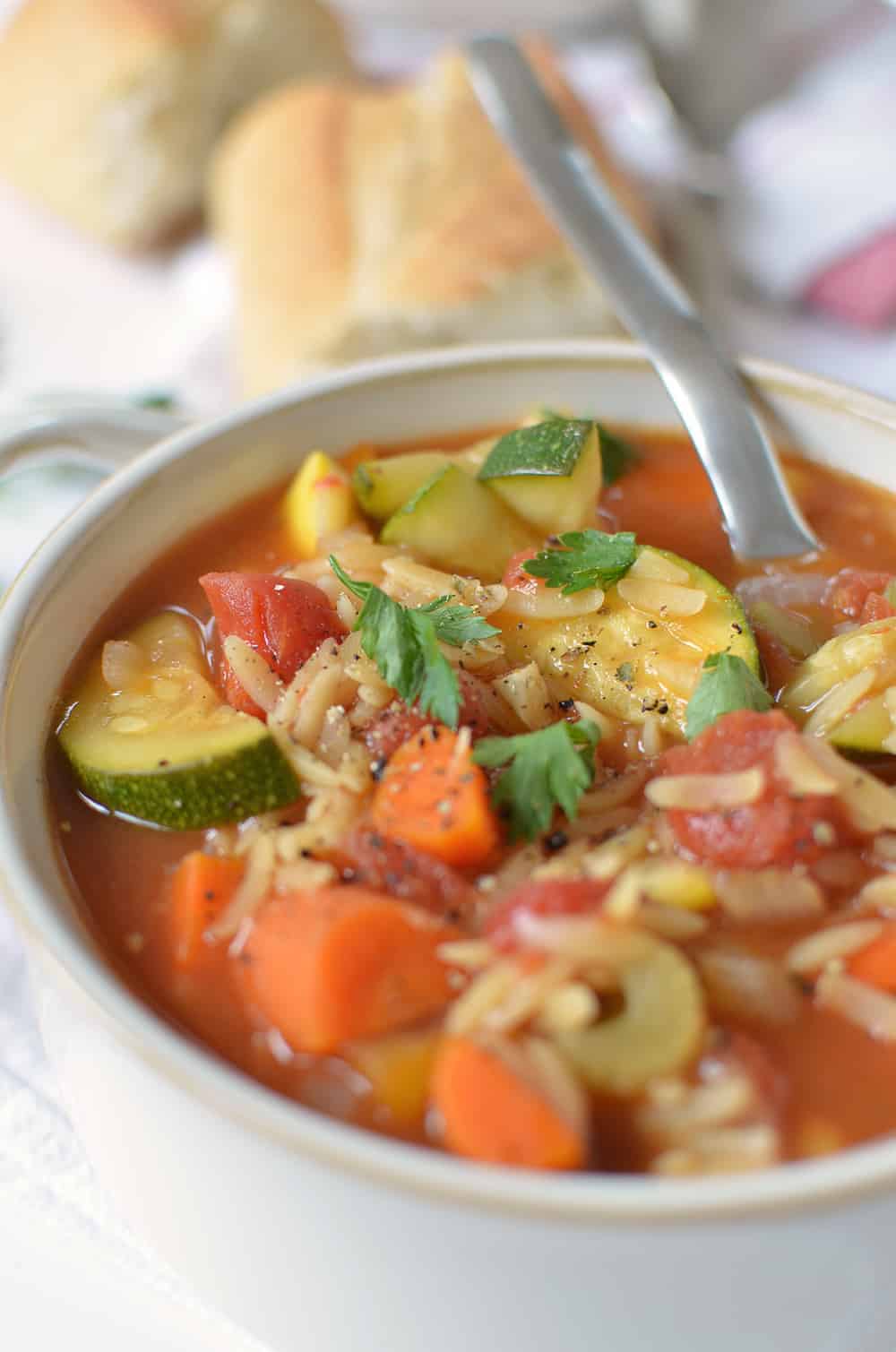 Italian Orzo Soup! Packed With Vegetables, This Is Healthy Comfort Food At It'S Finest! Less Than 250 Calories Per Serving, A Must Make! | Www.delishknowledge.com