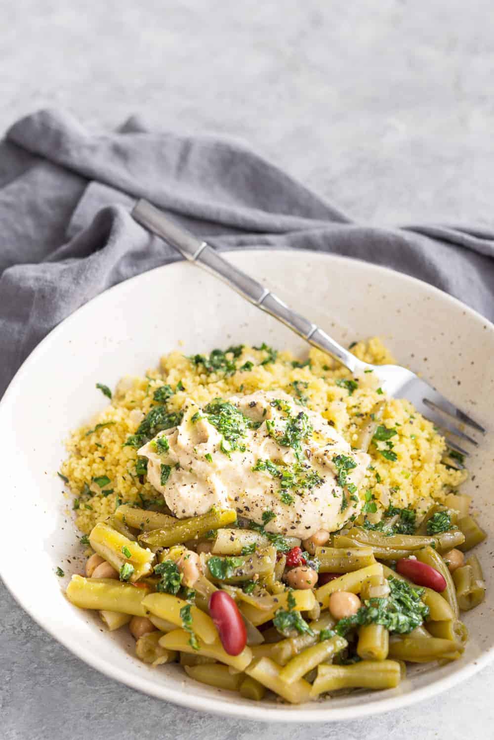 lebanese bean salad bowl 
