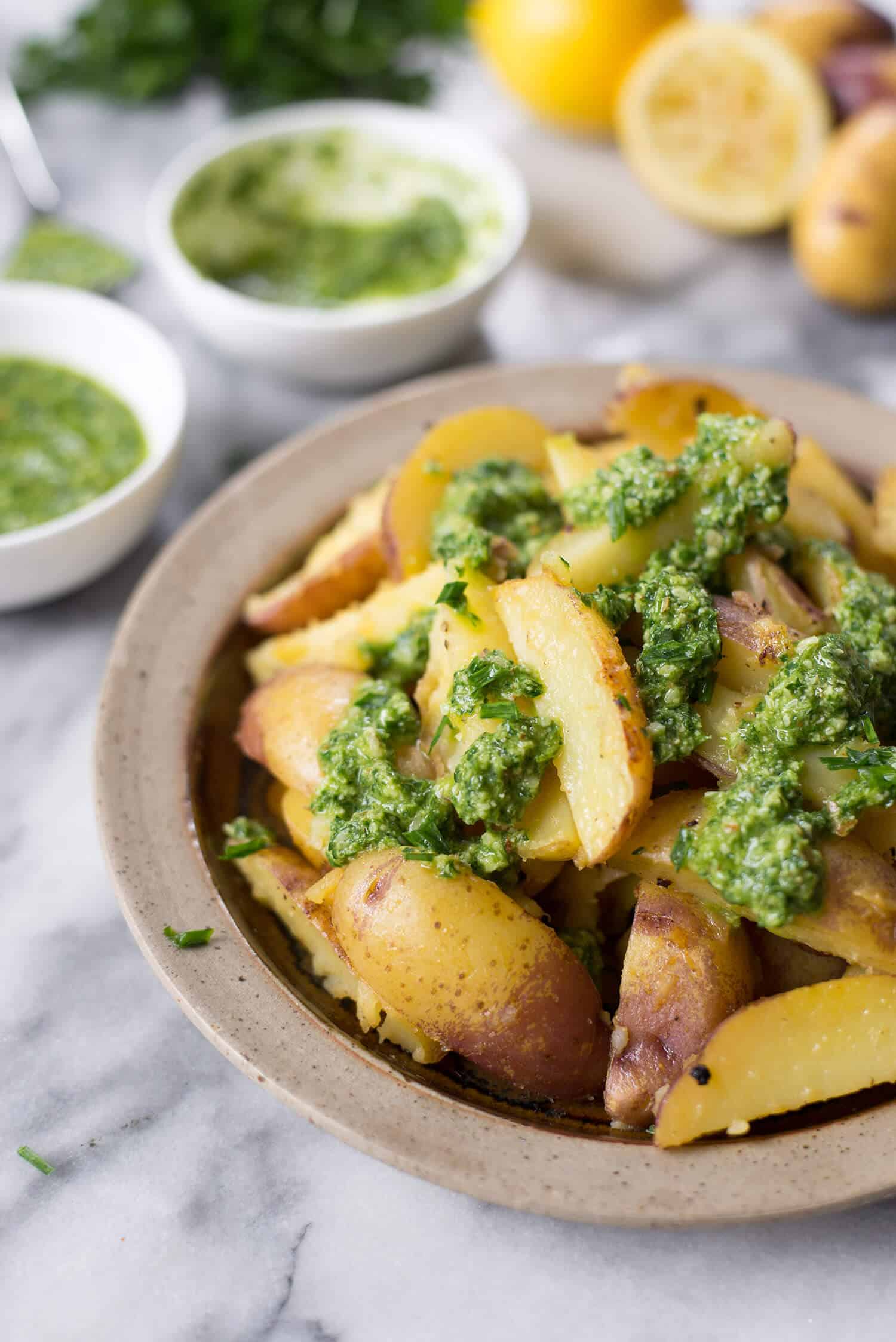 Lemon Pan-Fried Potatoes With Chive Pesto. The Perfect Side Dish For The Holidays. Vegan And Gluten-Free. | Www.delishknowledge.com