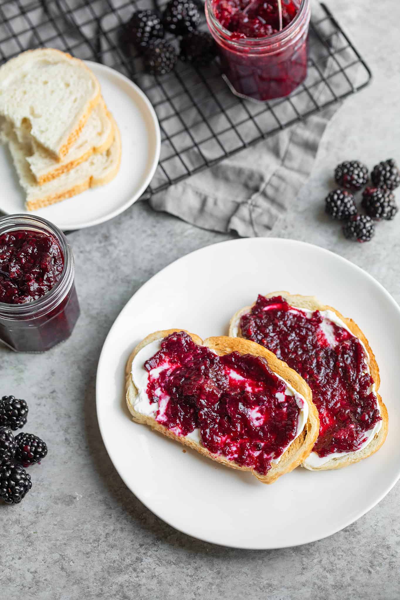 Homemade Blackberry Jam (Low Sugar) Delish Knowledge