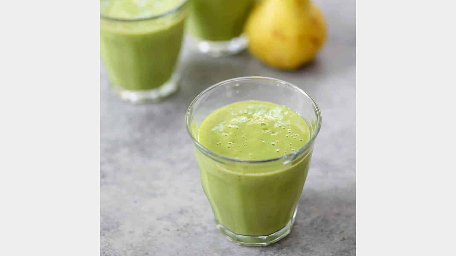 ginger pear smoothie