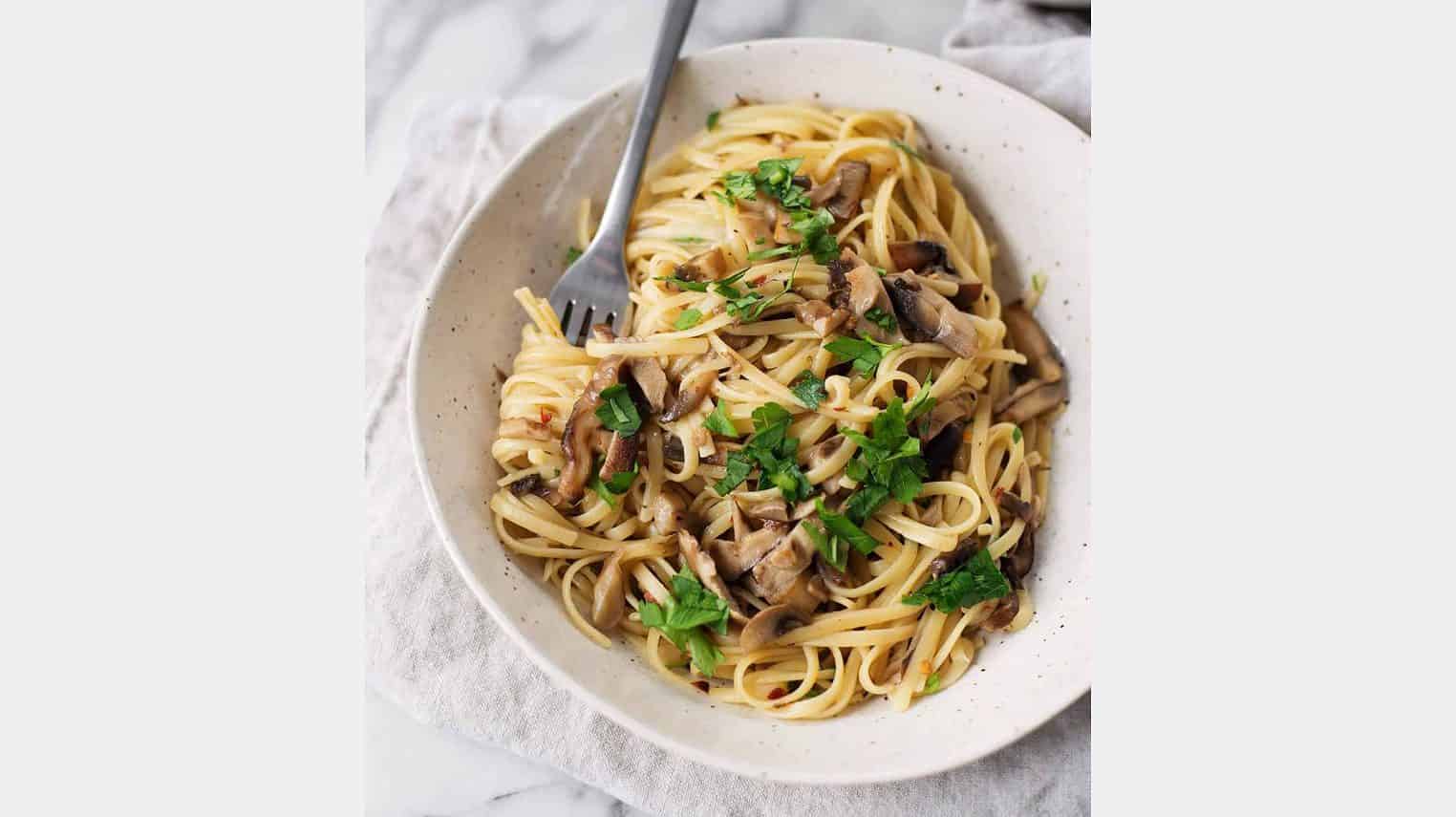 linguine with shiitake mushrooms