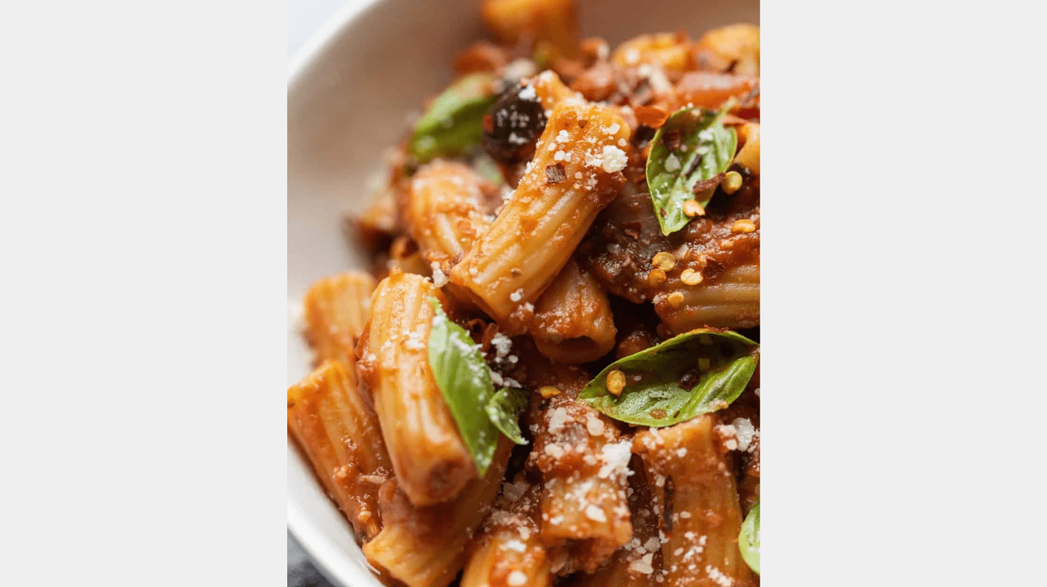 vegan pasta with eggplant 