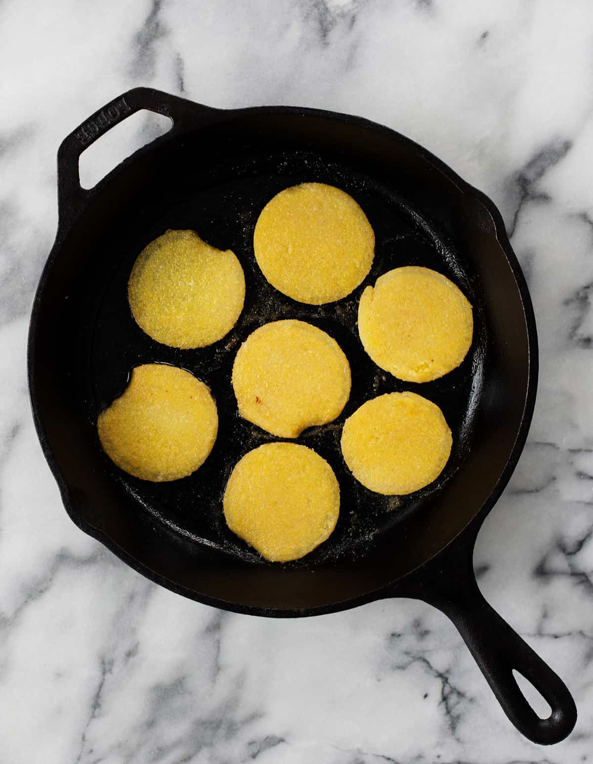 Polenta Cakes With Tempeh Bolognese! Crispy Polenta Topped With A Meaty, Vegan Ragu. Healthy Comfort Food! | Www.delishknowledge.com 