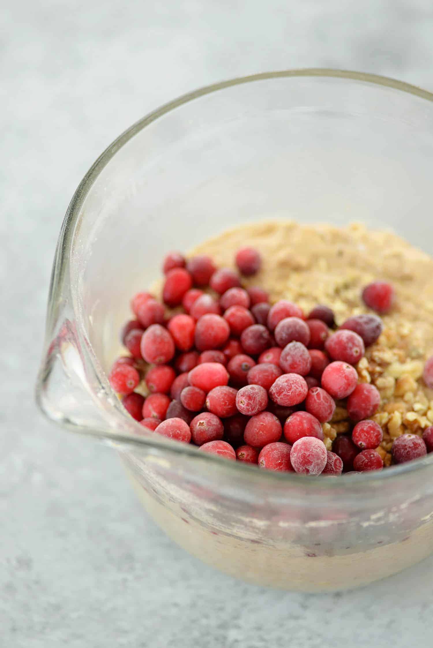 Oatmeal Cranberry Muffins 3 Oatmeal Cranberry Muffins! Healthy Muffins, Perfect For The Holidays. Oatmeal Muffins With Fresh Cranberries And Walnuts. | Www.delishknowledge.com