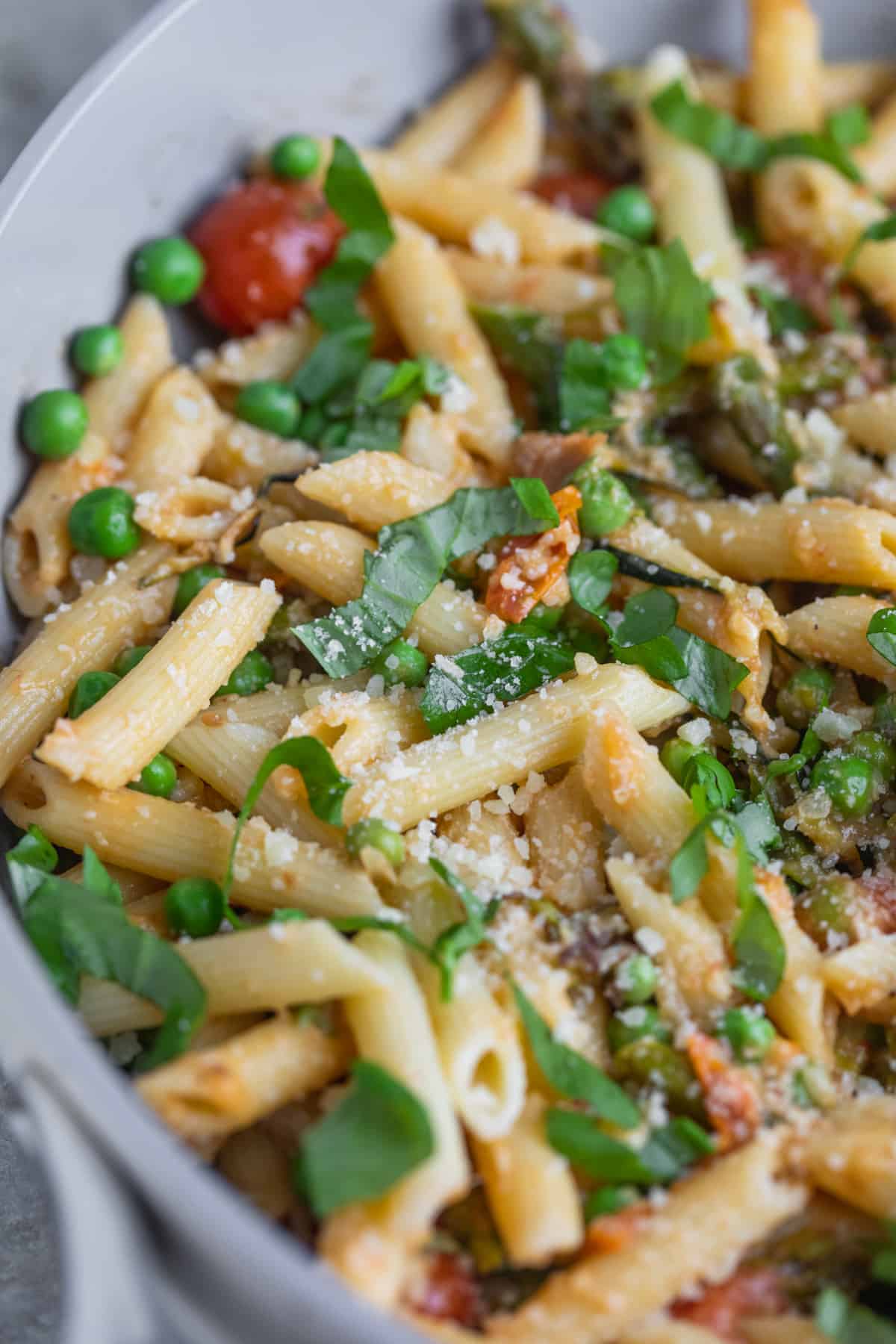 Close Up Noodles And Spring Vegetables