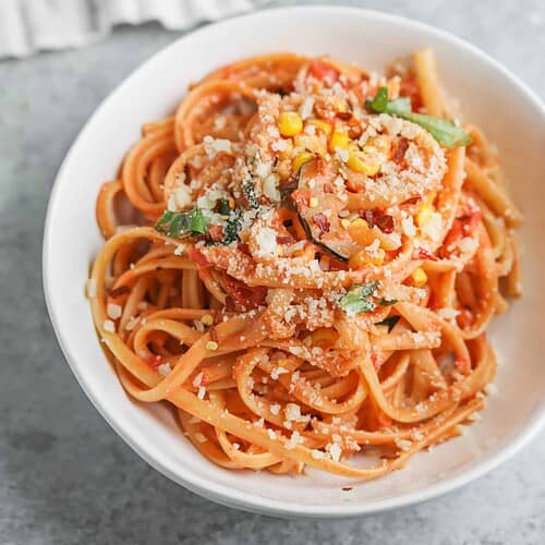 Pasta With Tomato And Zucchini