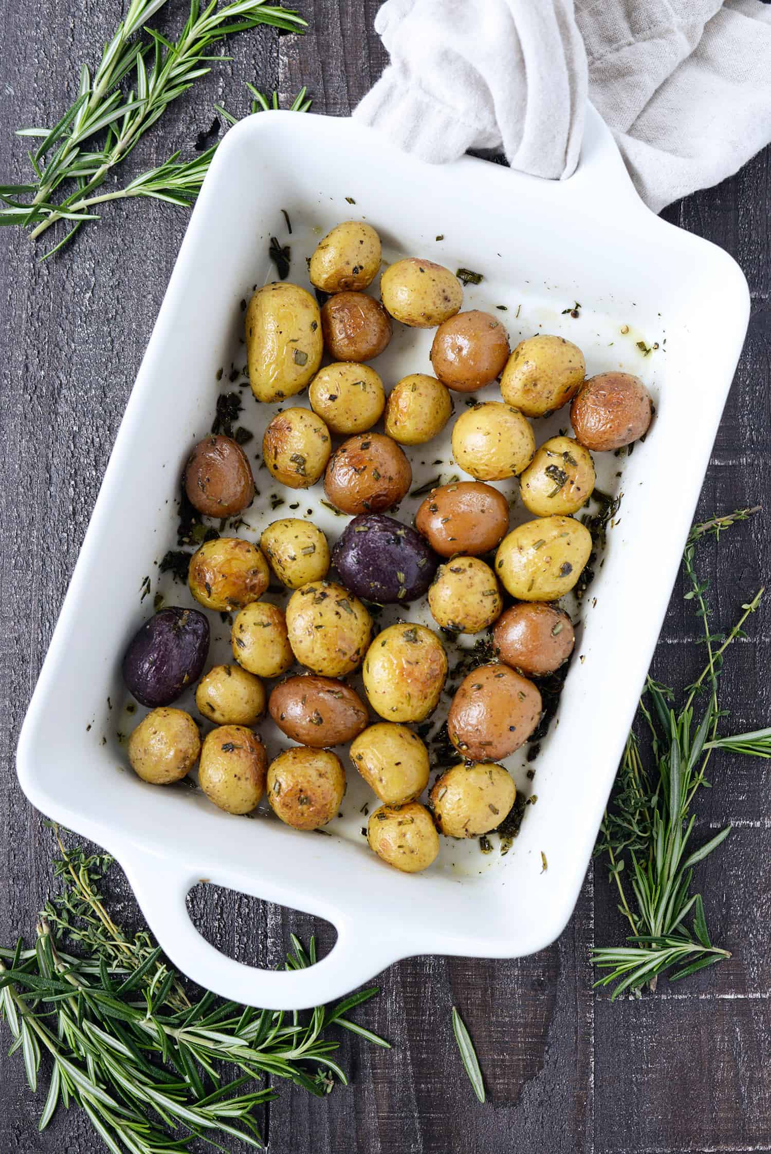 Oven Herb Roasted Potatoes - Cooking For My Soul