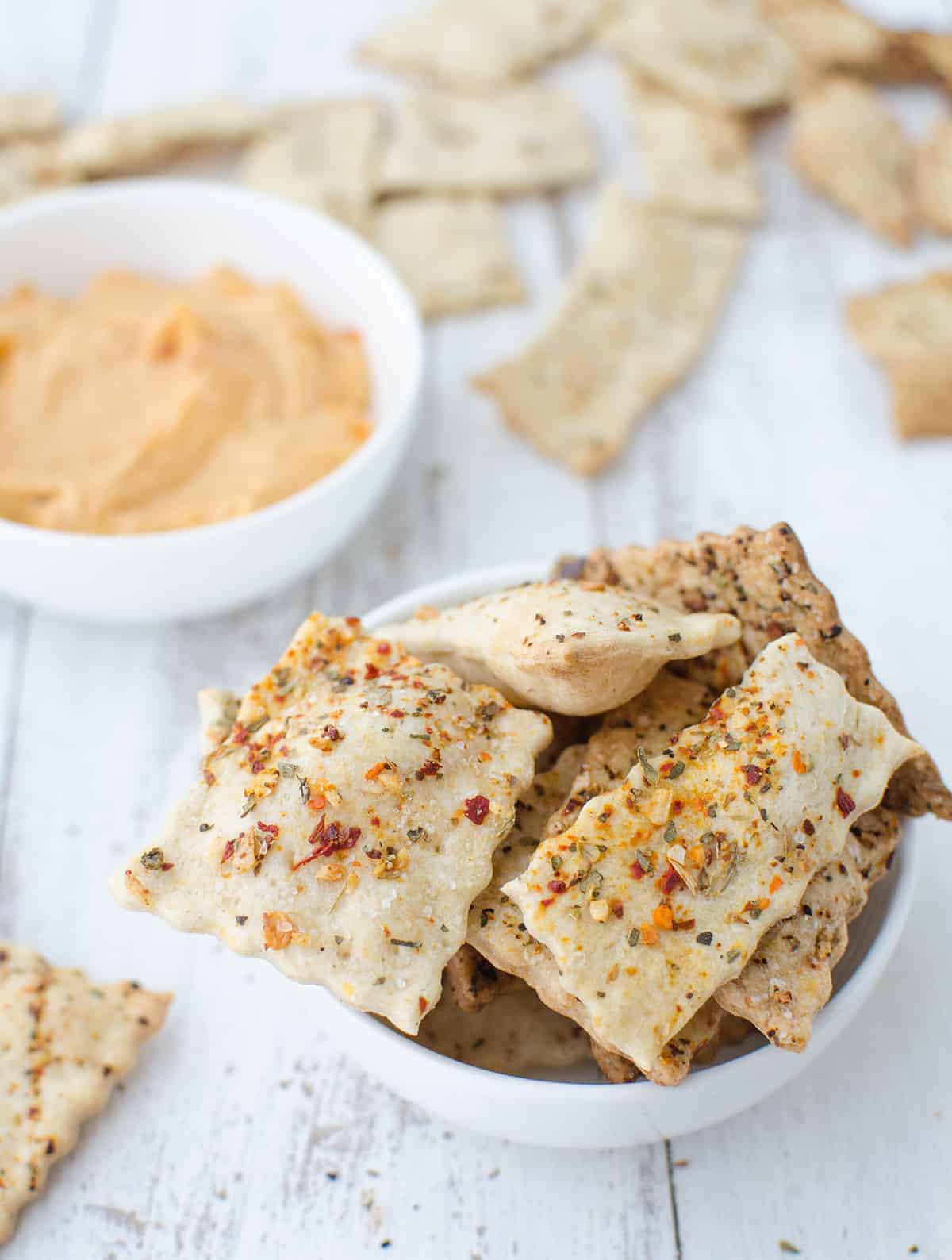 Pizza Crackers With Homemade Pizza Hummus! Ready In Just 30 Minutes! A Healthy Snack, Kid Approved! Vegan | Delishknowledge.com