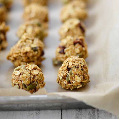 Pumpkin Cranberry Energy Bites 7 Pumpkin Cranberry Energy Bites! Looking For A Healthy Pumpkin Treat? This Is It! Rolled Oats, Dried Cranberries, Pepitas, Pumpkin Spice In A Granola Bar Bite Form. Gluten-Free And Easily Vegan. | Www.delishknowledge.com