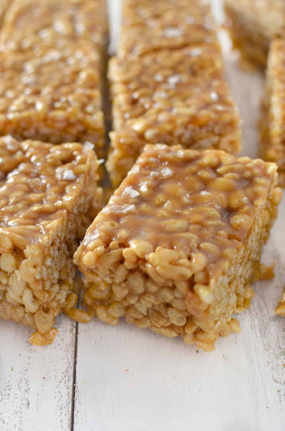 Salted Caramel Hippie Bars! A Vegan, Gluten-Free And Naturally Sweetened Rice Crispie Treat! You Have To Try These, Perfect For Adults And Kids! | Www.delishknowledge.com