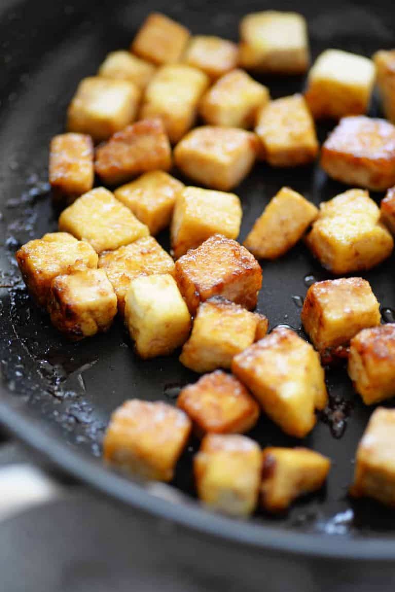 Sesame Ginger Tofu and Veggie Stir Fry - Delish Knowledge