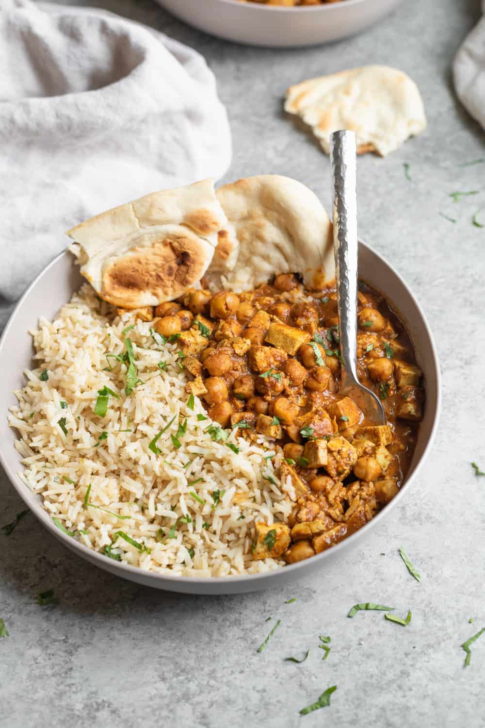 Indian Butter Chickpeas Bowl With Rice And Naan