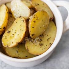 Slow-Cooker Garlic Herb Potatoes -image