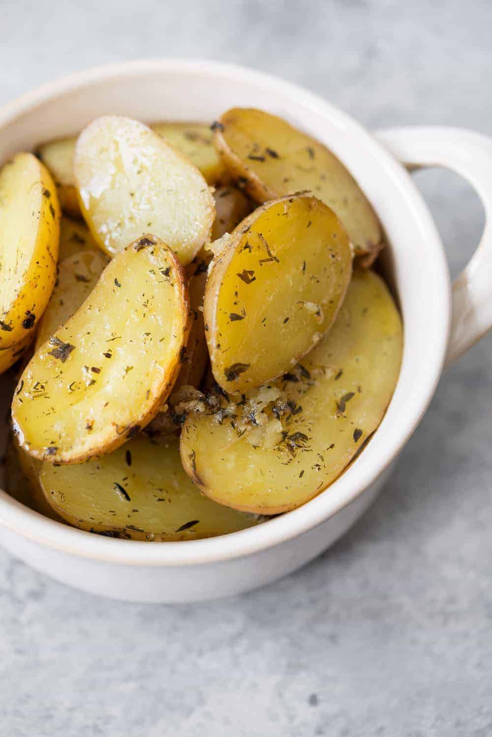 Garlic Herb Slow Cooker Potatoes 3 Slow Cooker Garlic Herb Potatoes