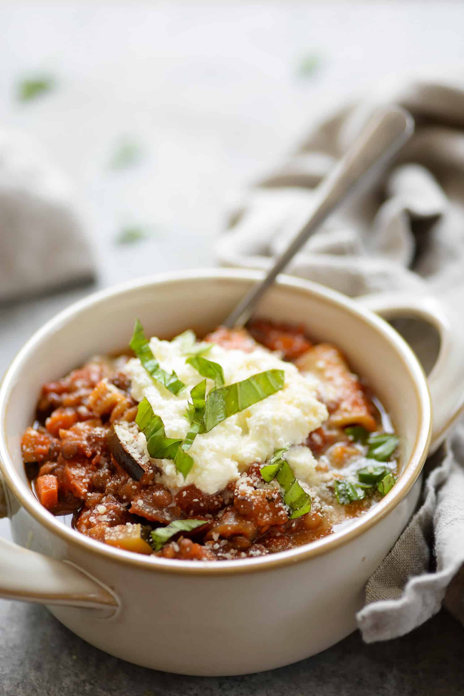 Slow Cooker Lentil Lasagna Soup