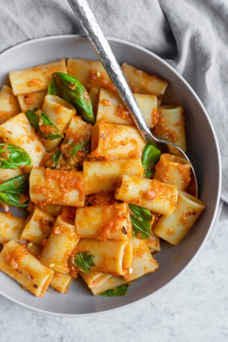 Homemade Tomato Sauce for Canning (Spaghetti Sauce) Delish Knowledge