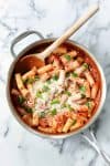Spicy Arrabbiata Sauce! If you like heat then you've gotta try this healthy pasta sauce. Homemade tomato sauce with crushed red pepper and lots of garlic. Delicious and healthy! #vegan #vegetarian #glutenfree #pasta #italian #dinner #tomato #sauce #weeknightdinner #spicy | www.delishknowledge.com