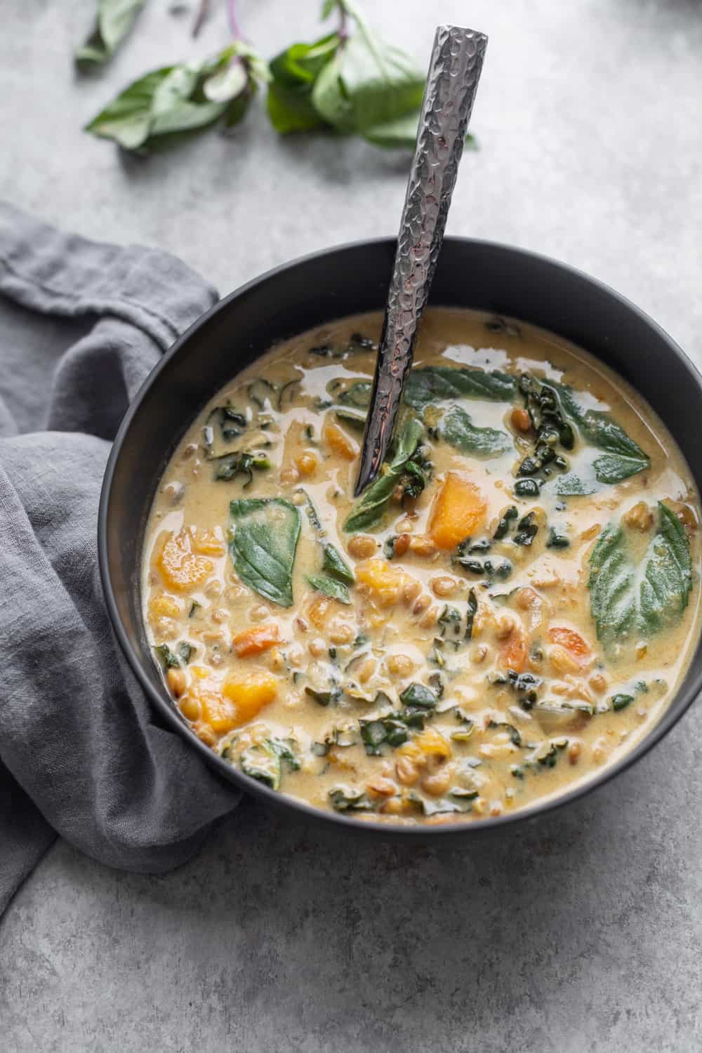 Spicy Thai Green Curry Soup with Lentils - Delish Knowledge