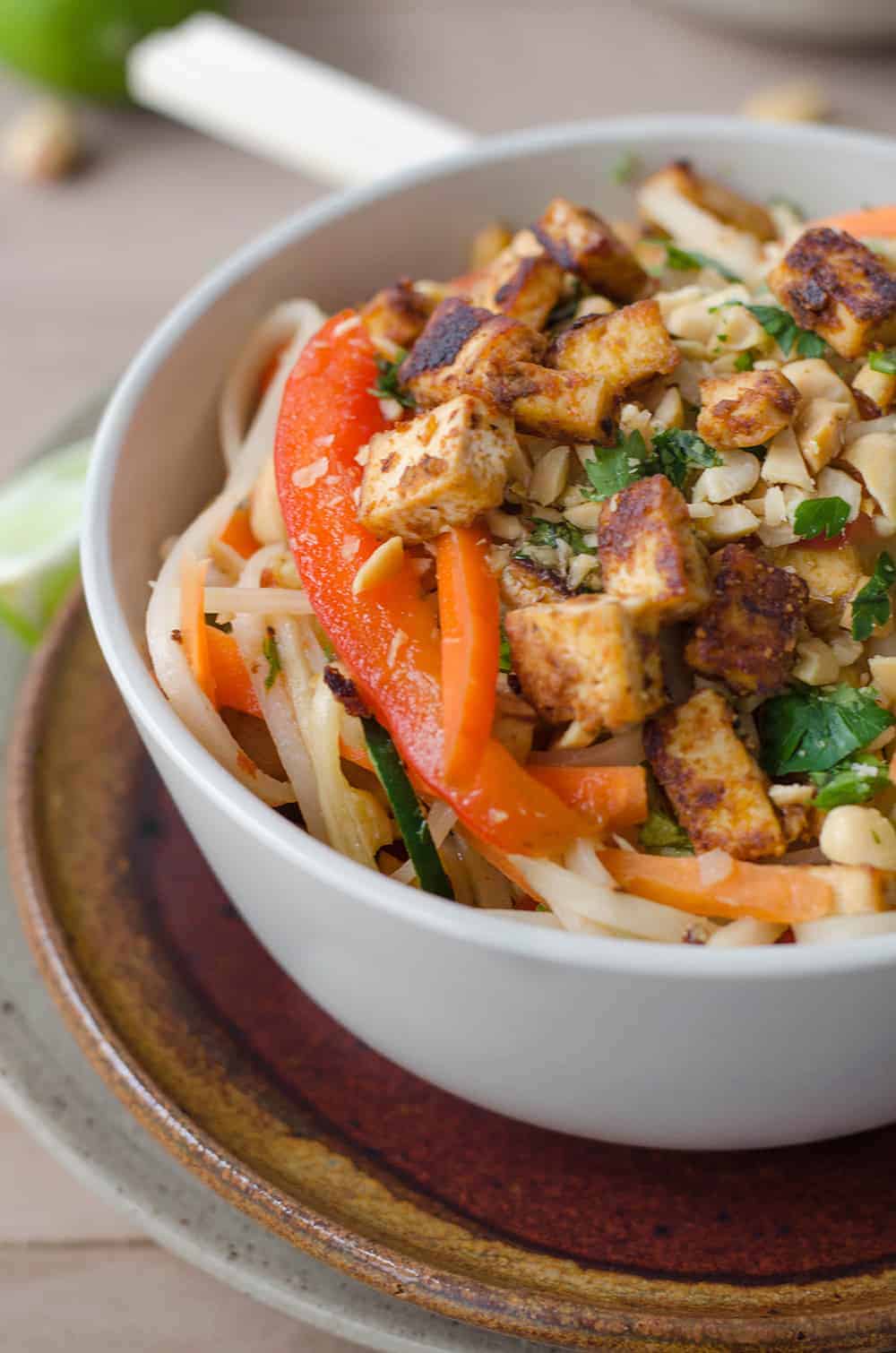 Spicy Vegan Pad Thai! Spicy Pad Thai With Sriracha Tofu Crumbles. Vegan And Gluten Free | Www.delishknowledge.com