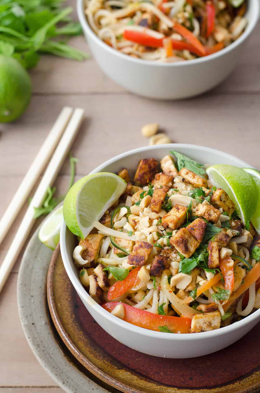 Spicy Vegan Pad Thai! Spicy Pad Thai With Sriracha Tofu Crumbles. Vegan And Gluten Free | Www.delishknowledge.com