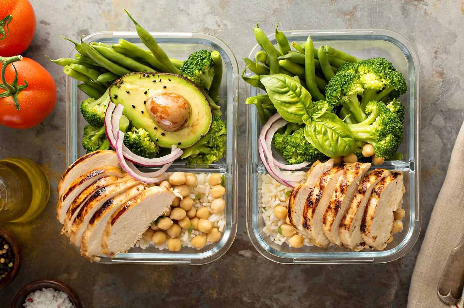 Startbucks Chicken and Hummus Protein Box
