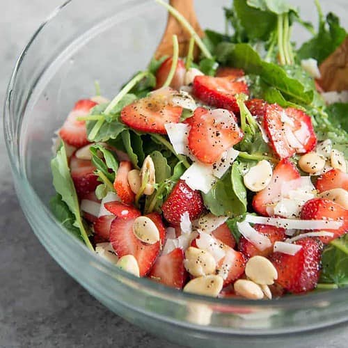 Strawberry Kale Salad With Lavender Dressing. You'Ve Gotta Try This Healthy Salad, Perfect For Summer! This Lavender-Poppy Seed Dressing Is So Delicious, It'S Great On Everything. Vegetarian And Gluten-Free | Www.delishknowledge.com