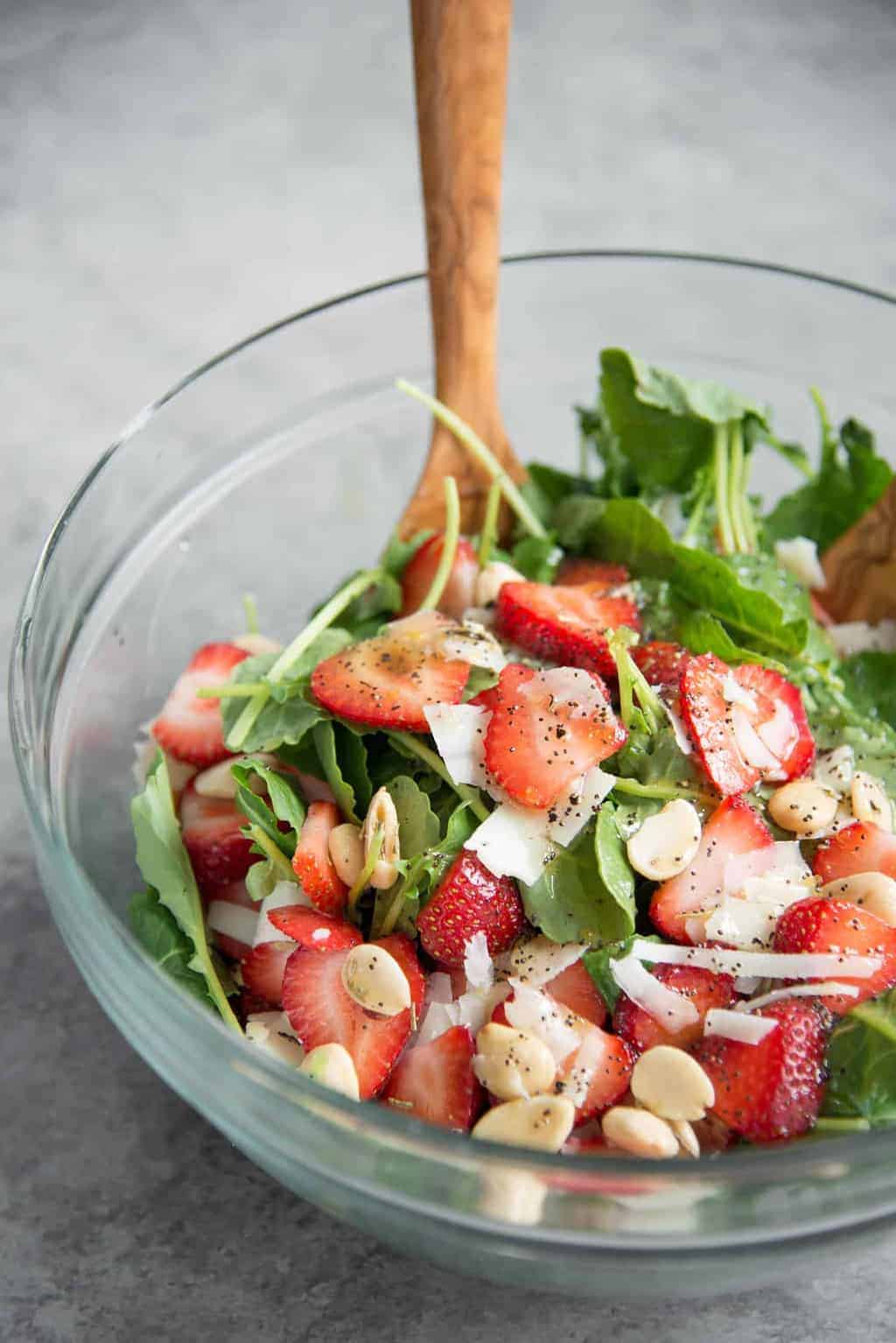 Strawberry Kale Salad With Lavender Dressing. You'Ve Gotta Try This Healthy Salad, Perfect For Summer! This Lavender-Poppy Seed Dressing Is So Delicious, It'S Great On Everything. Vegetarian And Gluten-Free | Www.delishknowledge.com