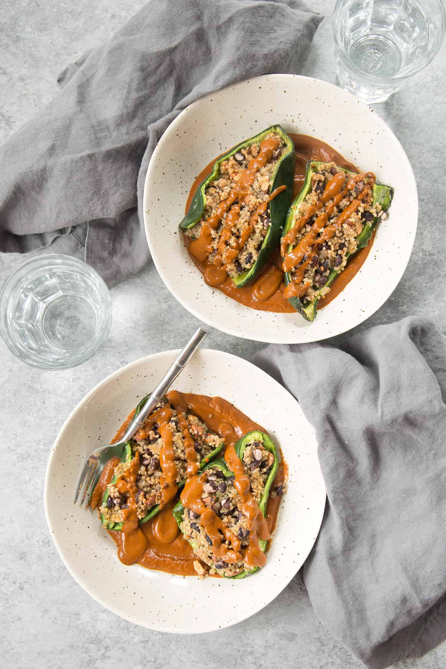 Stuffed Poblanos with Quick Mole Sauce 5 Stuffed Poblanos With Quinoa, Black Beans And A Quick Mole Sauce. We Love This Healthy Vegan And Gluten-Free Dinner. | Www.delishknowledge.com